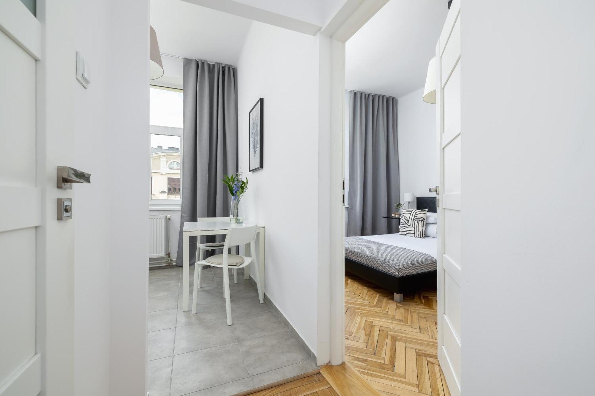 1-Bedroom Apartment - Dluga 65 Street Kraków Zewnętrze zdjęcie