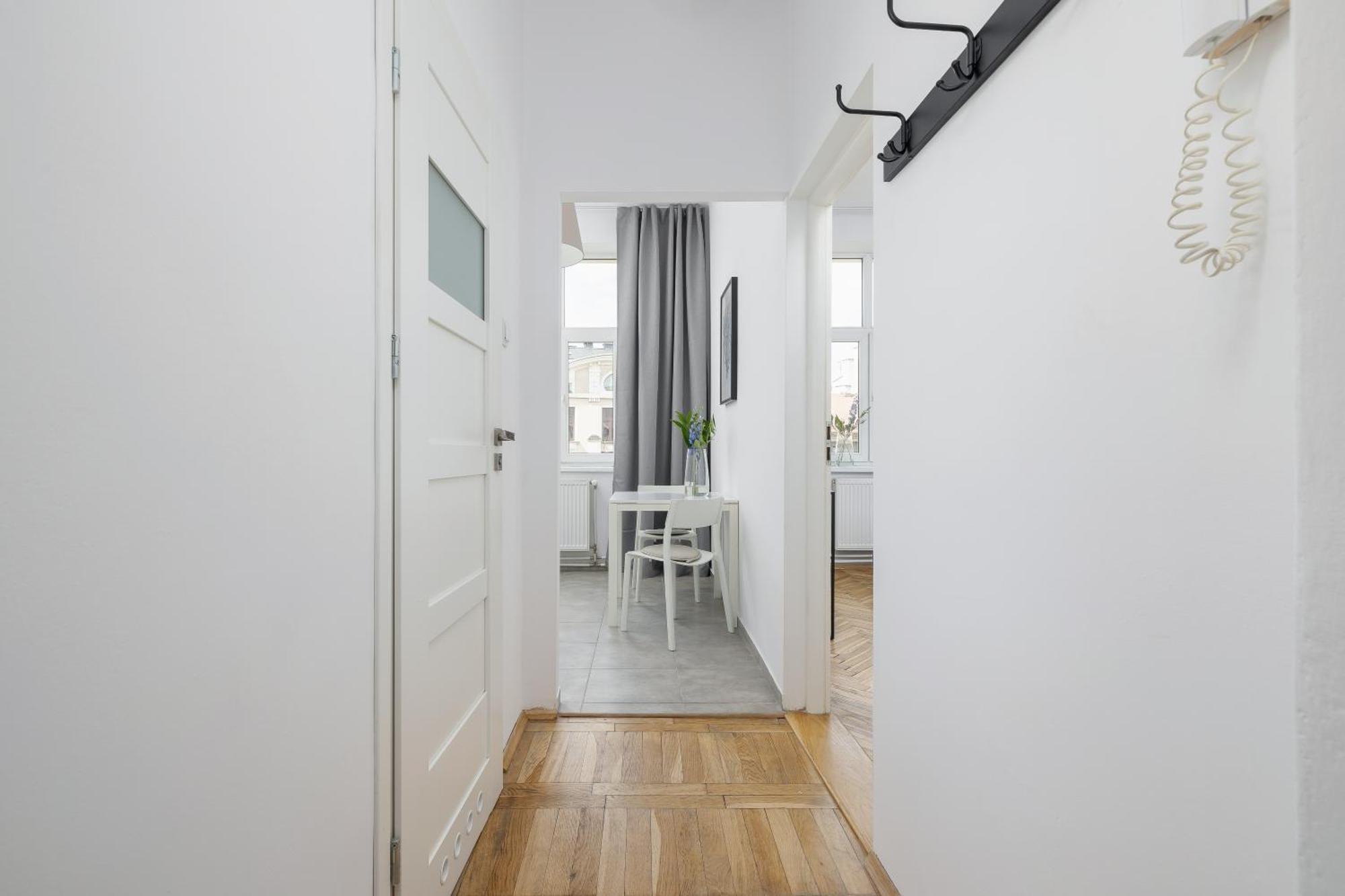 1-Bedroom Apartment - Dluga 65 Street Kraków Zewnętrze zdjęcie