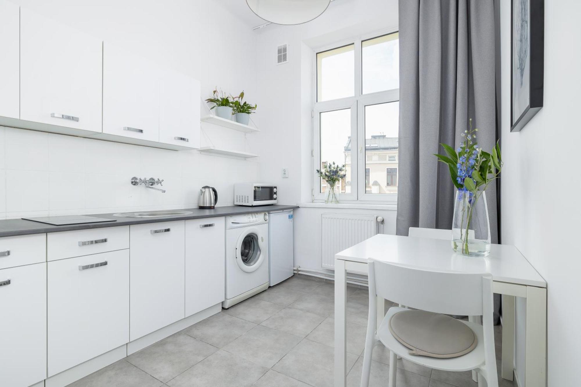 1-Bedroom Apartment - Dluga 65 Street Kraków Zewnętrze zdjęcie